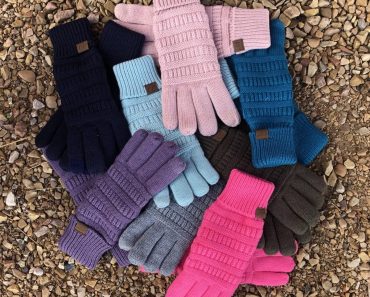 Comfy Lined Touchscreen CC Gloves – Only $13.99!