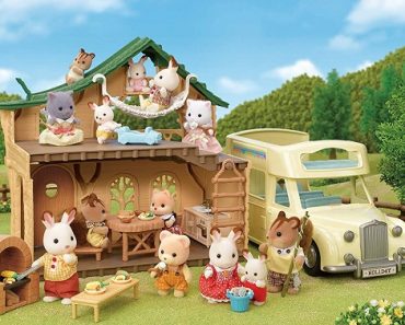 Calico Critters Lakeside Lodge Gift Set – Only $17.15 Shipped!