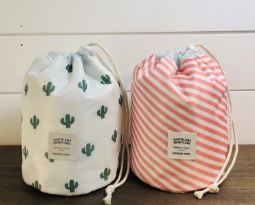 Buy 2, Get 1 FREE Cosmetic Bags! Only $17.98 for All THREE!