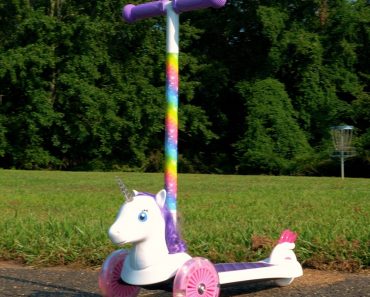 Dimension Unicorn 3D Scooter with 3 Wheels Only $16.39! (Reg $29.92)