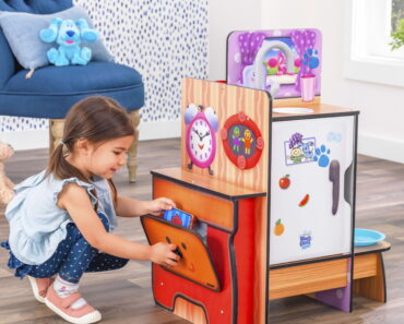 KidKraft Blue’s Clues & You! Cooking-Up-Clues Wooden Play Kitchen – Only $25!