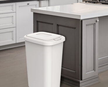 Hefty 13.3 Gallon Trash Can – Only $16.48!