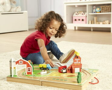 Melissa & Doug 17-Piece Wooden Take-Along Tabletop Farm – Only $15.90!